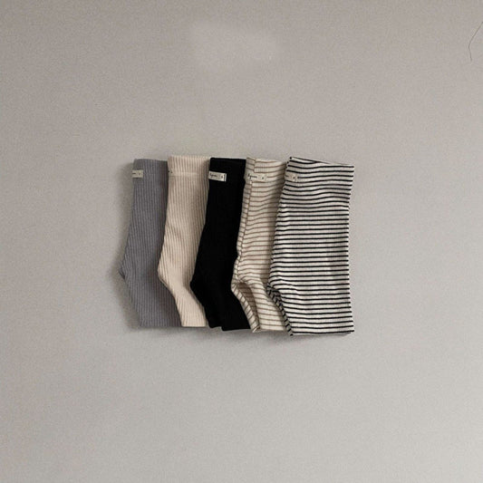 Signature Ribbed Leggings