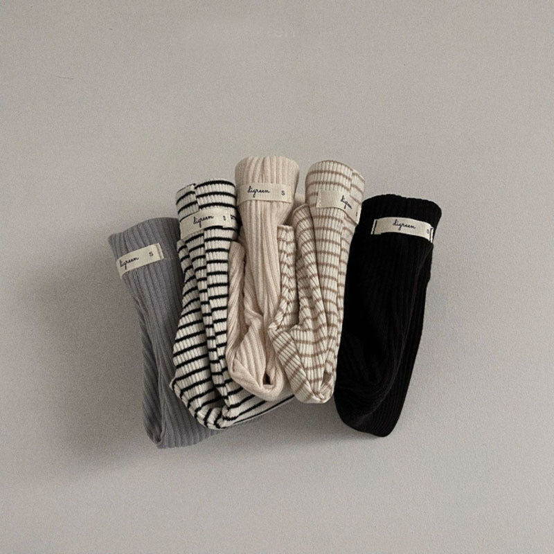 Signature Ribbed Leggings