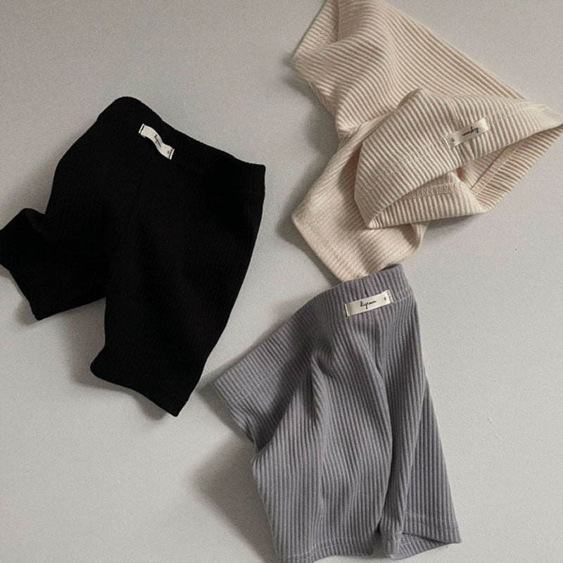 Signature Ribbed Leggings